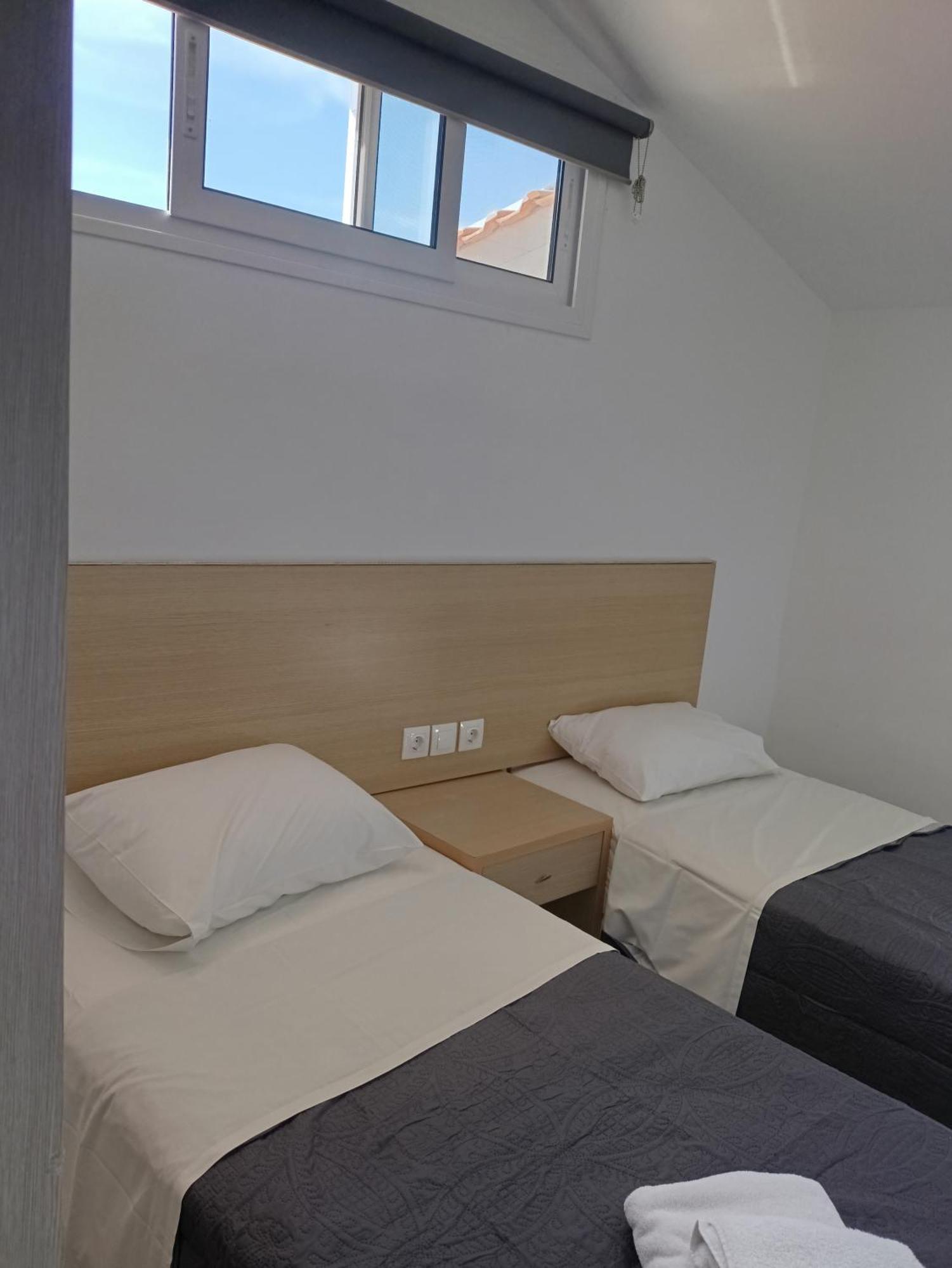 Gatos Beach Hotel เปฟโกโฮรี ห้อง รูปภาพ